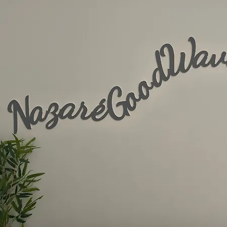 Good Waves Назаре